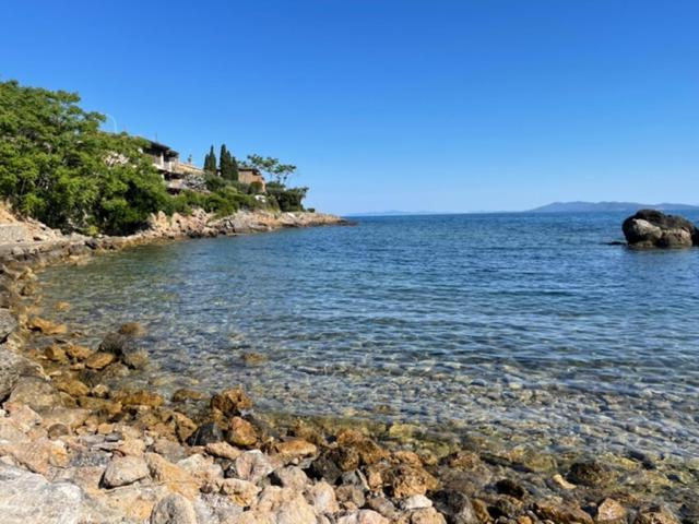 Appartamento "Casa Girasole" Con Accesso Diretto Alla Spiaggia Porto Santo Stefano  Bagian luar foto